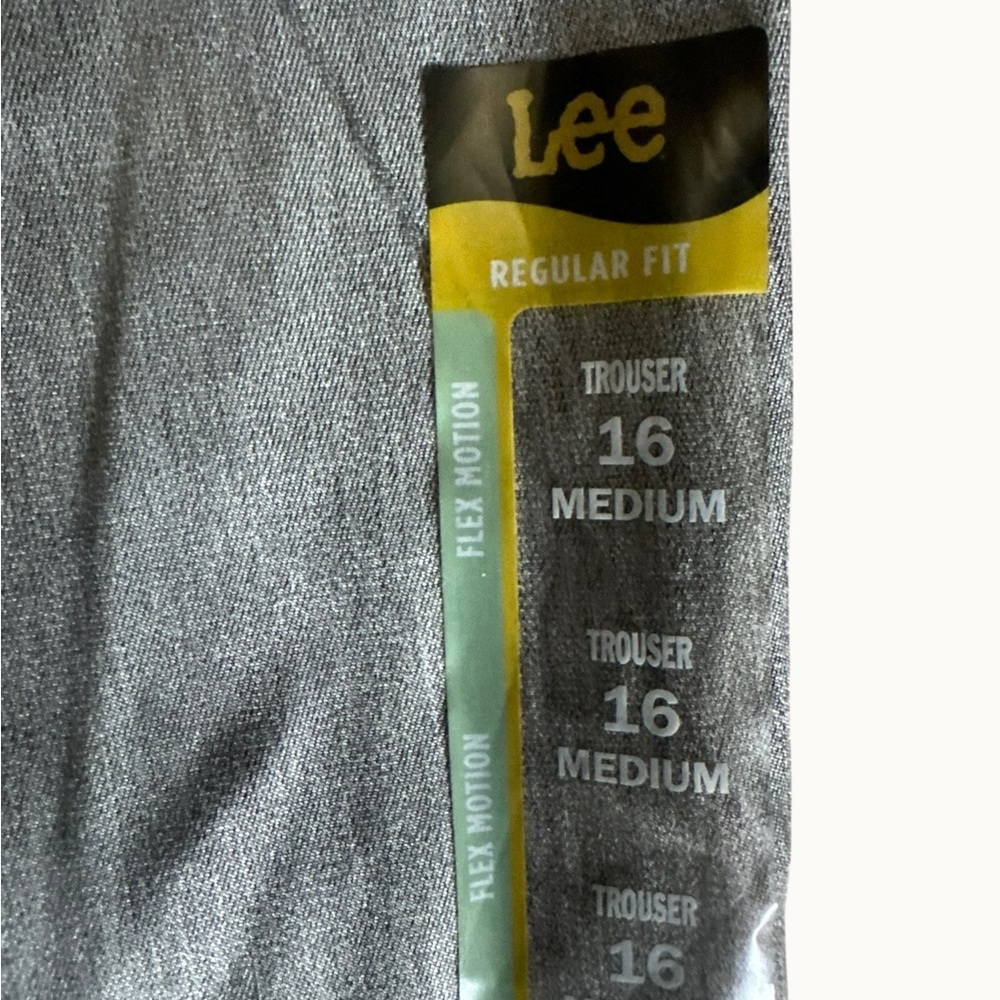 Lee Women’s Regular Fit Mid-Rise Trouser Pants – Gray – Size 16 – New With Tags - Picture 6 of 11